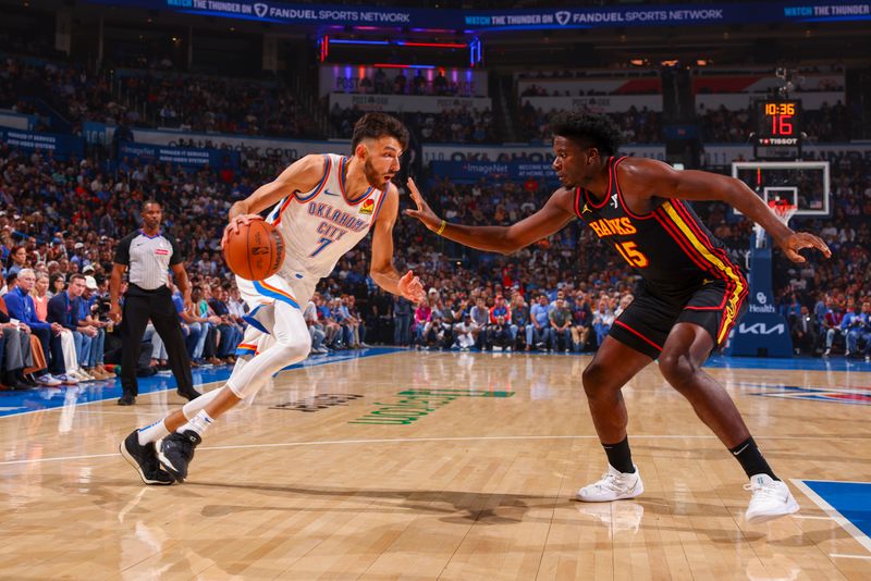 OKLAHOMA CITY, OK - OCTOBER 27: Chet Holmgren #7 of the Oklahoma City Thunder drives to the basket during the game on October 27, 2024 at Paycom Center in Oklahoma City, Oklahoma. NOTE TO USER: User expressly acknowledges and agrees that, by downloading and or using this photograph, User is consenting to the terms and conditions of the Getty Images License Agreement. Mandatory Copyright Notice: Copyright 2024 NBAE (Photo by Zach Beeker/NBAE via Getty Images)