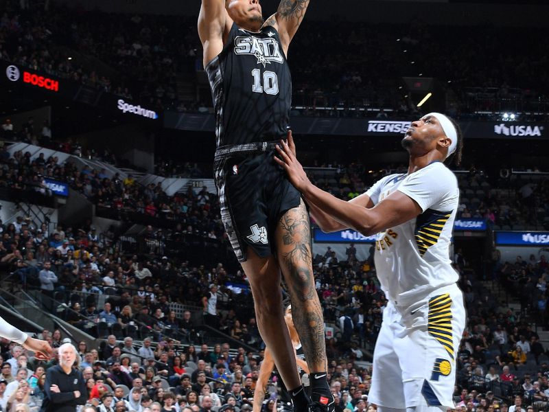 SAN ANTONIO, TX - MARCH 3: Jeremy Sochan #10 of the San Antonio Spurs dunks the ball during the game against the Indiana Pacers on March 3, 2024 at the Frost Bank Center in San Antonio, Texas. NOTE TO USER: User expressly acknowledges and agrees that, by downloading and or using this photograph, user is consenting to the terms and conditions of the Getty Images License Agreement. Mandatory Copyright Notice: Copyright 2024 NBAE (Photos by Michael Gonzales/NBAE via Getty Images)