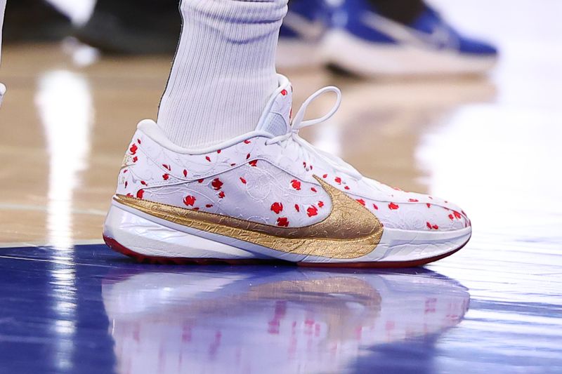 NEW YORK, NEW YORK - DECEMBER 25:  A general view of Giannis Antetokounmpo #34 of the Milwaukee Bucks Christmas day Nike sneakers during the game against the New York Knicks at Madison Square Garden on December 25, 2023 in New York City.  NOTE TO USER: User expressly acknowledges and agrees that, by downloading and or using this photograph, User is consenting to the terms and conditions of the Getty Images License Agreement. (Photo by Rich Graessle/Getty Images)