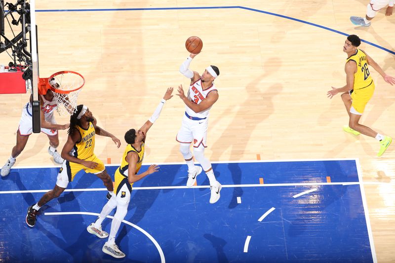 NEW YORK, NY - OCTOBER 25: Josh Hart #3 of the New York Knicks drives to the basket during the game against the Indiana Pacers on October 25, 2024 at Madison Square Garden in New York City, New York.  NOTE TO USER: User expressly acknowledges and agrees that, by downloading and or using this photograph, User is consenting to the terms and conditions of the Getty Images License Agreement. Mandatory Copyright Notice: Copyright 2024 NBAE  (Photo by David L. Nemec/NBAE via Getty Images)