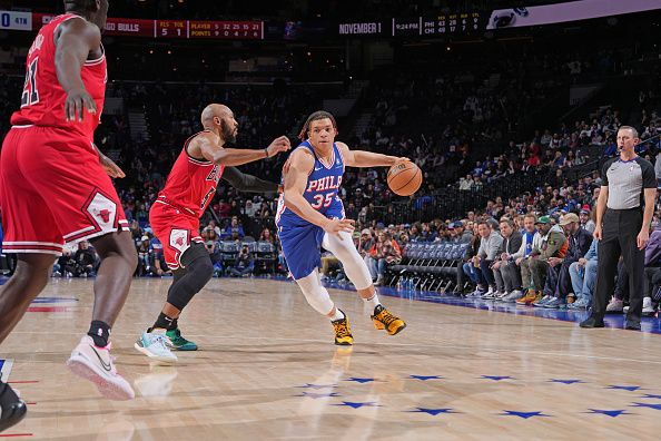 PHILADELPHIA, PA - JANUARY 2: Kenneth Lofton Jr. #35 of the Philadelphia 76ers dribbles the ball during the game against the Chicago Bulls on January 2, 2024 at the Wells Fargo Center in Philadelphia, Pennsylvania NOTE TO USER: User expressly acknowledges and agrees that, by downloading and/or using this Photograph, user is consenting to the terms and conditions of the Getty Images License Agreement. Mandatory Copyright Notice: Copyright 2023 NBAE (Photo by Jesse D. Garrabrant/NBAE via Getty Images)