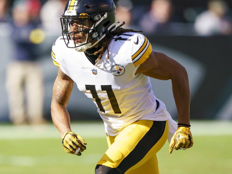 Pittsburgh Steelers wide receiver Chase Claypool in action during the NFL football game against the Philadelphia Eagles, Sunday, Oct. 30, 2022, in Philadelphia. (AP Photo/Chris Szagola)