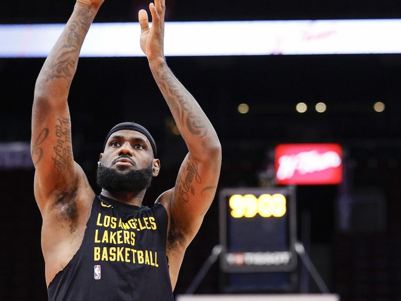 HOUSTON, TEXAS - NOVEMBER 08: LeBron James #23 of the Los Angeles Lakers warms up prior to facing the Houston Rockets at Toyota Center on November 08, 2023 in Houston, Texas. NOTE TO USER: User expressly acknowledges and agrees that, by downloading and or using this photograph, User is consenting to the terms and conditions of the Getty Images License Agreement.? (Photo by Carmen Mandato/Getty Images)