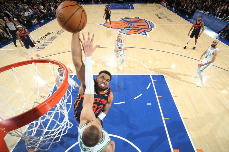 NEW YORK, NY - APRIL 8: Karl-Anthony Towns #32 of the New York Knicks drives to the basket during the game against the Boston Celtics on April 8, 2025 at Madison Square Garden in New York City, New York.  NOTE TO USER: User expressly acknowledges and agrees that, by downloading and or using this photograph, User is consenting to the terms and conditions of the Getty Images License Agreement. Mandatory Copyright Notice: Copyright 2025 NBAE  (Photo by Nathaniel S. Butler/NBAE via Getty Images)