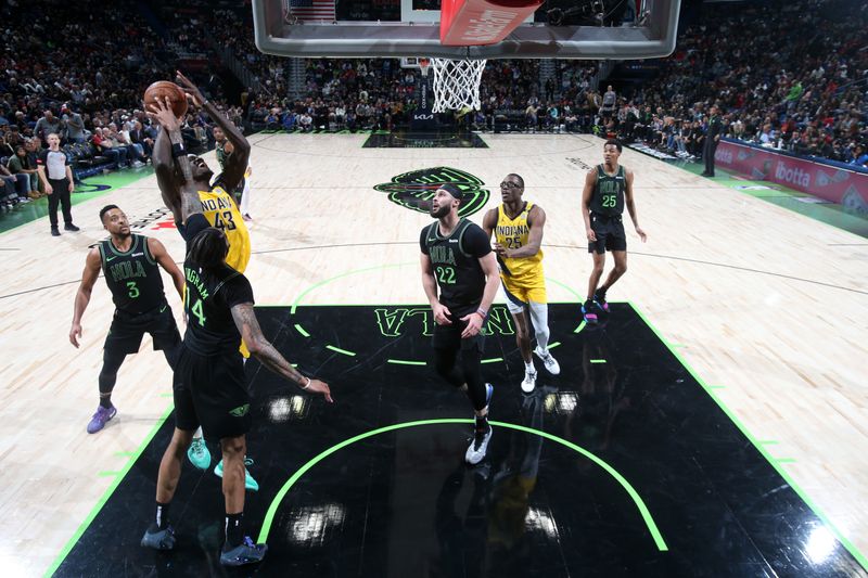 NEW ORLEANS, LA - MARCH 1:  Pascal Siakam #43 of the Indiana Pacers drives to the basket during the game against the New Orleans Pelicans on March 1, 2024 at the Smoothie King Center in New Orleans, Louisiana. NOTE TO USER: User expressly acknowledges and agrees that, by downloading and or using this Photograph, user is consenting to the terms and conditions of the Getty Images License Agreement. Mandatory Copyright Notice: Copyright 2024 NBAE (Photo by Layne Murdoch Jr./NBAE via Getty Images)