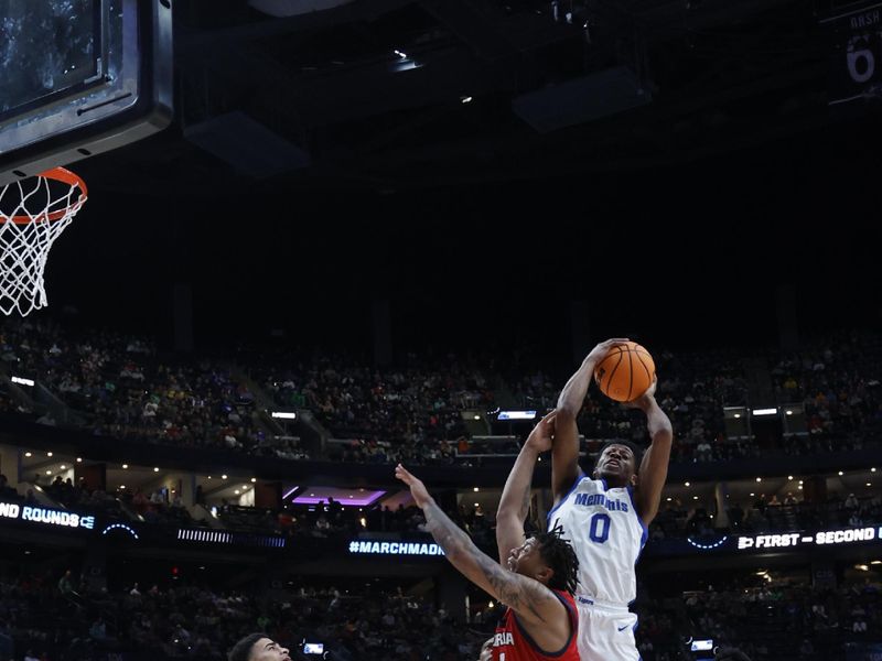 Mar 17, 2023; Columbus, OH, USA; Florida Atlantic Owls forward Brenen Lorient (0) looks to the basket defended by Florida Atlantic Owls guard Bryan Greenlee (4) and forward Giancarlo Rosado (3) in the first half at Nationwide Arena. Mandatory Credit: Rick Osentoski-USA TODAY Sports