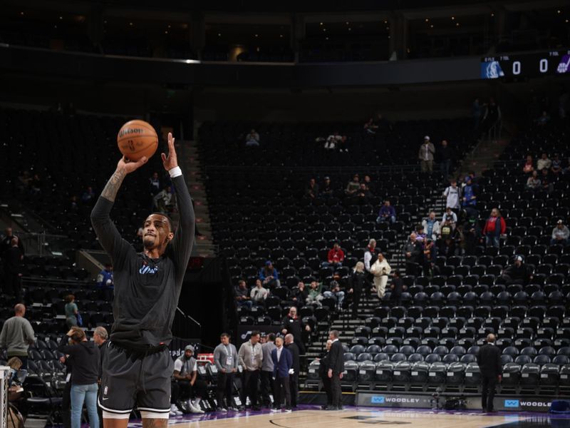 SALT LAKE CITY, UT - NOVEMBER 14: John Collins #20 of the Utah Jazz warms up before the game against the Dallas Mavericks on November 14, 2024 at Delta Center in Salt Lake City, Utah. NOTE TO USER: User expressly acknowledges and agrees that, by downloading and or using this Photograph, User is consenting to the terms and conditions of the Getty Images License Agreement. Mandatory Copyright Notice: Copyright 2024 NBAE (Photo by Melissa Majchrzak/NBAE via Getty Images)