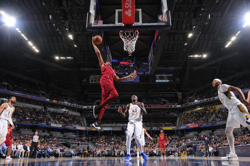 INDIANAPOLIS, IN - MARCH 18:  Jarrett Allen #31 of the Cleveland Cavaliers goes to the basket during the game on March 18, 2024 at Gainbridge Fieldhouse in Indianapolis, Indiana. NOTE TO USER: User expressly acknowledges and agrees that, by downloading and or using this Photograph, user is consenting to the terms and conditions of the Getty Images License Agreement. Mandatory Copyright Notice: Copyright 2024 NBAE (Photo by Ron Hoskins/NBAE via Getty Images)