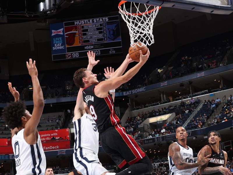 MEMPHIS, TN - OCTOBER 18: Pelle Larsson #9 of the Miami Heat shoots the ball during the game against the Memphis Grizzlies during a NBA pre season game on October 18, 2024 at FedExForum in Memphis, Tennessee. NOTE TO USER: User expressly acknowledges and agrees that, by downloading and or using this photograph, User is consenting to the terms and conditions of the Getty Images License Agreement. Mandatory Copyright Notice: Copyright 2024 NBAE (Photo by Joe Murphy/NBAE via Getty Images)