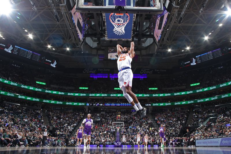 SALT LAKE CITY, UT - NOVEMBER 23: Mikal Bridges #25 of the New York Knicks dunks the ball during the game against the Utah Jazz on November 23, 2024 at Delta Center in Salt Lake City, Utah. NOTE TO USER: User expressly acknowledges and agrees that, by downloading and or using this Photograph, User is consenting to the terms and conditions of the Getty Images License Agreement. Mandatory Copyright Notice: Copyright 2024 NBAE (Photo by Melissa Majchrzak/NBAE via Getty Images)