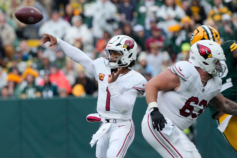 Arizona Cardinals quarterback Kyler Murray (1) throws during the second half of an NFL football game against the Green Bay Packers, Sunday, Oct. 13, 2024, in Green Bay. (AP Photo/Morry Gash)