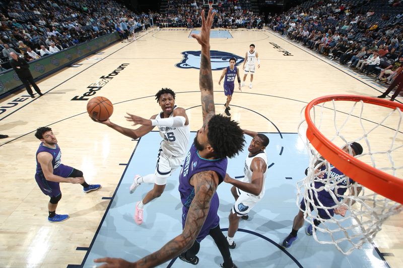 MEMPHIS, TN - MARCH 13: GG Jackson #45 of the Memphis Grizzlies drives to the basket during the game against the Charlotte Hornets on March 13, 2024 at FedExForum in Memphis, Tennessee. NOTE TO USER: User expressly acknowledges and agrees that, by downloading and or using this photograph, User is consenting to the terms and conditions of the Getty Images License Agreement. Mandatory Copyright Notice: Copyright 2024 NBAE (Photo by Joe Murphy/NBAE via Getty Images)