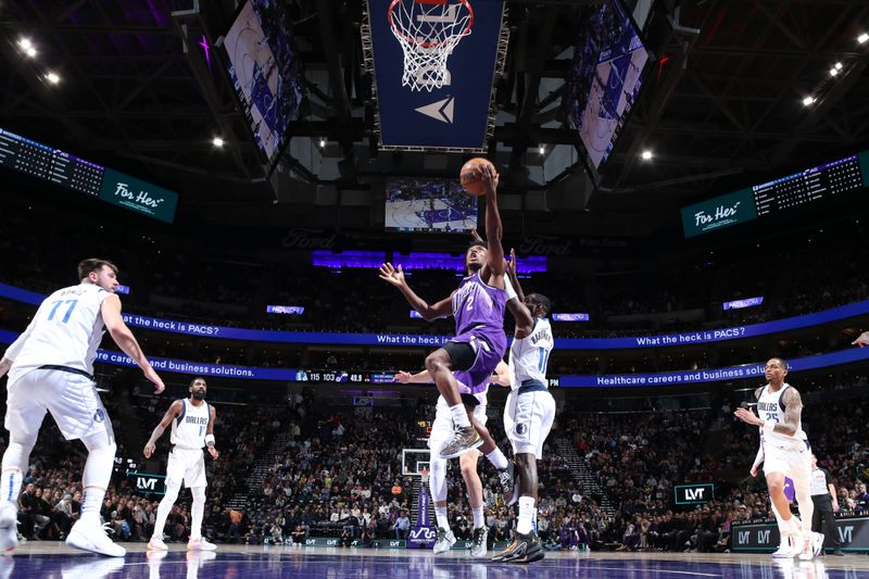 SALT LAKE CITY, UT - MARCH 25: Colin Sexton #2 of the Utah Jazz drives to the basket during the game against the Dallas Mavericks on March 25, 2024 at Delta Center in Salt Lake City, Utah. NOTE TO USER: User expressly acknowledges and agrees that, by downloading and or using this Photograph, User is consenting to the terms and conditions of the Getty Images License Agreement. Mandatory Copyright Notice: Copyright 2024 NBAE (Photo by Melissa Majchrzak/NBAE via Getty Images)