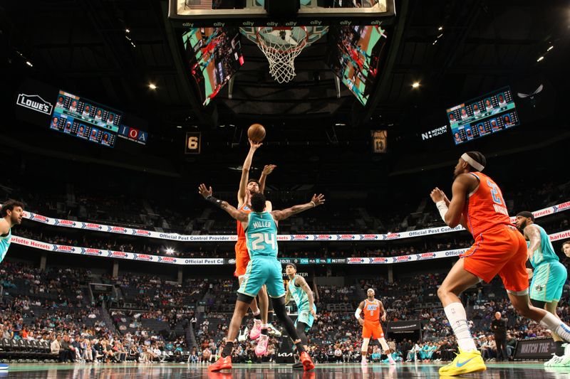 CHARLOTTE, NC - APRIL 7: Chet Holmgren #7 of the Oklahoma City Thunder shoots the ball during the game against the Charlotte Hornets on April 7, 2024 at Spectrum Center in Charlotte, North Carolina. NOTE TO USER: User expressly acknowledges and agrees that, by downloading and or using this photograph, User is consenting to the terms and conditions of the Getty Images License Agreement. Mandatory Copyright Notice: Copyright 2024 NBAE (Photo by Kent Smith/NBAE via Getty Images)