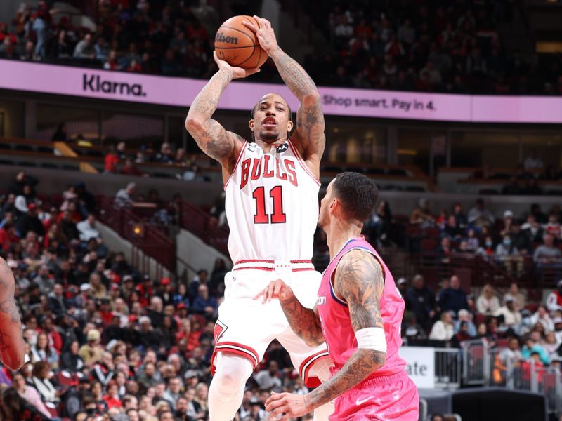 CHICAGO, IL - FEBRUARY 26: DeMar DeRozan #11 of the Chicago Bulls shoots the ball during the game against the Washington Wizards on February 26, 2023 at United Center in Chicago, Illinois. NOTE TO USER: User expressly acknowledges and agrees that, by downloading and or using this photograph, User is consenting to the terms and conditions of the Getty Images License Agreement. Mandatory Copyright Notice: Copyright 2023 NBAE (Photo by Jeff Haynes/NBAE via Getty Images)