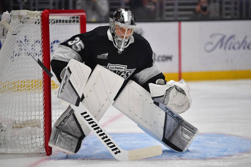 Mar 19, 2026; Los Angeles, California, USA; Los Angeles Kings goaltender Darcy Kuemper (35) defends the goal against the Philadelphia Flyers during the first period at Crypto.com Arena. Mandatory Credit: Gary A. Vasquez-Imagn Images
