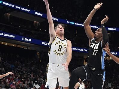 ATLANTA, GA - NOVEMBER 21: T.J. McConnell #9 of the Indiana Pacers goes to the basket during the game during the in Season Tournament on November 21, 2023 at State Farm Arena in Atlanta, Georgia.  NOTE TO USER: User expressly acknowledges and agrees that, by downloading and/or using this Photograph, user is consenting to the terms and conditions of the Getty Images License Agreement. Mandatory Copyright Notice: Copyright 2023 NBAE (Photo by Scott Cunningham/NBAE via Getty Images)