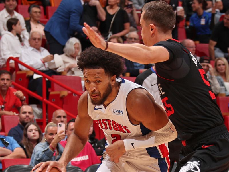 MIAMI, FL - MARCH 5: Cade Cunningham #2 of the Detroit Pistons handles the ball during the game against the Miami Heat on March 5, 2024 at Kaseya Center in Miami, Florida. NOTE TO USER: User expressly acknowledges and agrees that, by downloading and or using this Photograph, user is consenting to the terms and conditions of the Getty Images License Agreement. Mandatory Copyright Notice: Copyright 2024 NBAE (Photo by Issac Baldizon/NBAE via Getty Images)