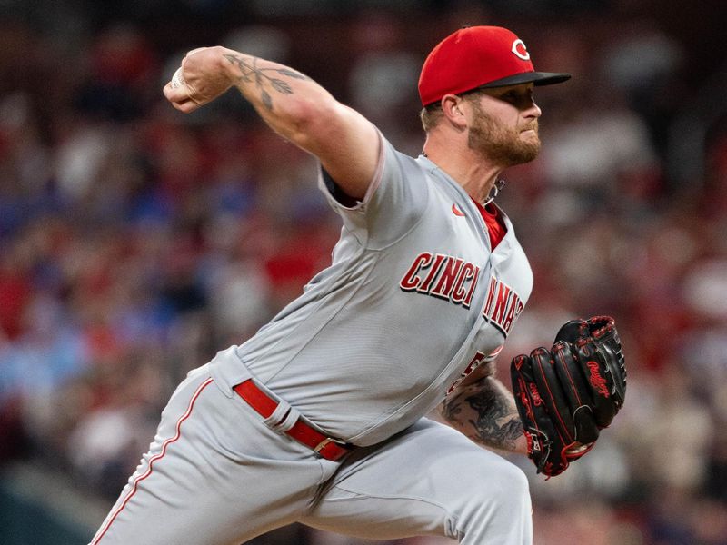 Sep 30, 2023; St. Louis, Missouri, USA; Cincinnati Reds pitcher Ben Lively (59) pitches against the St. Louis Cardinals in the fourth inning at Busch Stadium. Mandatory Credit: Zach Dalin-USA TODAY Sports