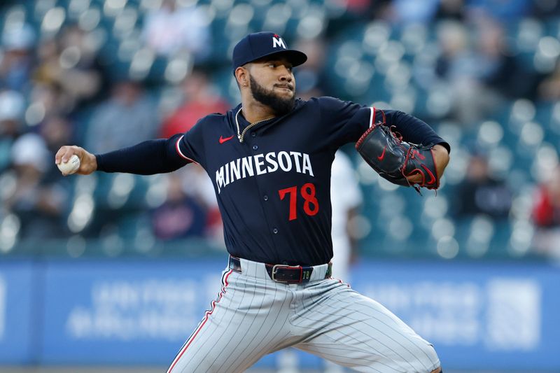 Apr 30, 2024; Chicago, Illinois, USA; Minnesota Twins starting pitcher Simeon Woods Richardson (78) delivers a pitch against the Chicago White Sox during the first inning at Guaranteed Rate Field. Mandatory Credit: Kamil Krzaczynski-USA TODAY Sports