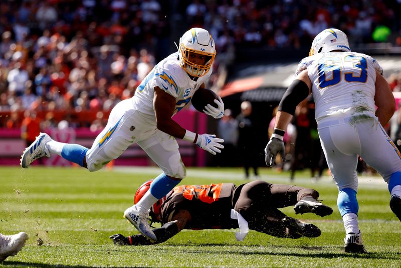 Cleveland Browns Stadium Hosts Nail-Biter Between Cleveland Browns and Los Angeles Chargers