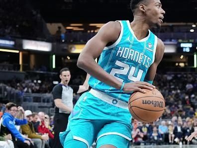 INDIANAPOLIS, INDIANA - DECEMBER 20: Brandon Miller #24 of the Charlotte Hornets dribbles the ball in the fourth quarter against the Indiana Pacers at Gainbridge Fieldhouse on December 20, 2023 in Indianapolis, Indiana. NOTE TO USER: User expressly acknowledges and agrees that, by downloading and or using this photograph, User is consenting to the terms and conditions of the Getty Images License Agreement. (Photo by Dylan Buell/Getty Images)