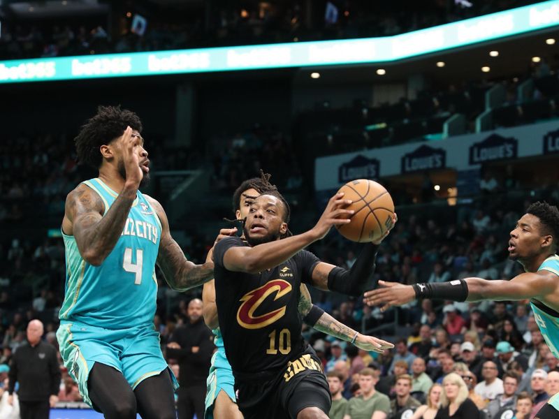 CHARLOTTE, NC - MARCH 27: Darius Garland #10 of the Cleveland Cavaliers drives to the basket during the game against the Charlotte Hornets on March 27, 2024 at Spectrum Center in Charlotte, North Carolina. NOTE TO USER: User expressly acknowledges and agrees that, by downloading and or using this photograph, User is consenting to the terms and conditions of the Getty Images License Agreement.  Mandatory Copyright Notice:  Copyright 2024 NBAE (Photo by Brock Williams-Smith/NBAE via Getty Images)