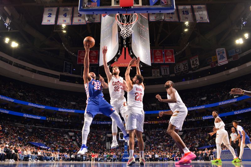 PHILADELPHIA, PA - NOVEMBER 13: Eric Gordon #23 of the Philadelphia 76ers drives to the basket during the game against the Cleveland Cavaliers on November 13, 2024 at the Wells Fargo Center in Philadelphia, Pennsylvania NOTE TO USER: User expressly acknowledges and agrees that, by downloading and/or using this Photograph, user is consenting to the terms and conditions of the Getty Images License Agreement. Mandatory Copyright Notice: Copyright 2024 NBAE (Photo by Jesse D. Garrabrant/NBAE via Getty Images)