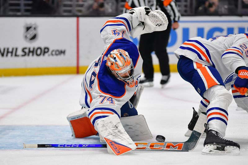 Will the Los Angeles Kings Extend Their Home Ice Dominance Against Edmonton Oilers?