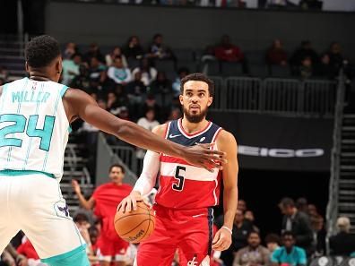 CHARLOTTE, NC - NOVEMBER 22: Tyus Jones #5 of the Washington Wizards dribbles the ball during the game against the Charlotte Hornets on November 22, 2023 at Spectrum Center in Charlotte, North Carolina. NOTE TO USER: User expressly acknowledges and agrees that, by downloading and or using this photograph, User is consenting to the terms and conditions of the Getty Images License Agreement. Mandatory Copyright Notice: Copyright 2023 NBAE (Photo by Kent Smith/NBAE via Getty Images)