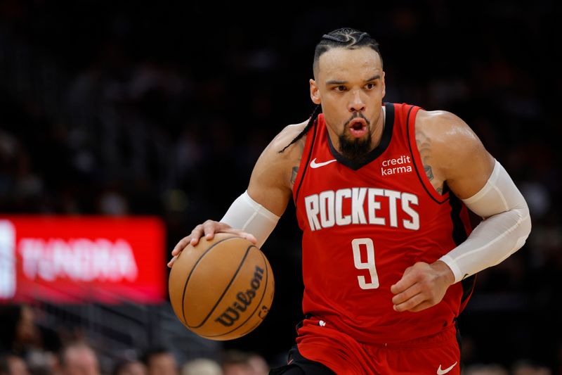 HOUSTON, TEXAS - NOVEMBER 06: Dillon Brooks #9 of the Houston Rockets controls the ball against the Sacramento Kings during the second half at Toyota Center on November 06, 2023 in Houston, Texas. (Photo by Carmen Mandato/Getty Images)