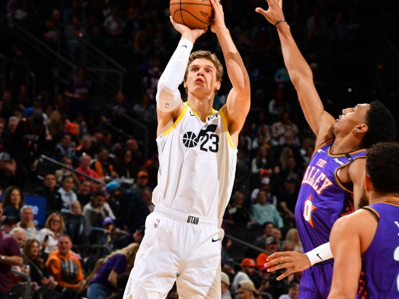 PHOENIX, AZ - JANUARY 11: Lauri Markkanen #23 of the Utah Jazz three point basket during the game against the Phoenix Suns on January 11, 2025 at Footprint Center in Phoenix, Arizona. NOTE TO USER: User expressly acknowledges and agrees that, by downloading and or using this photograph, user is consenting to the terms and conditions of the Getty Images License Agreement. Mandatory Copyright Notice: Copyright 2025 NBAE (Photo by Barry Gossage/NBAE via Getty Images)