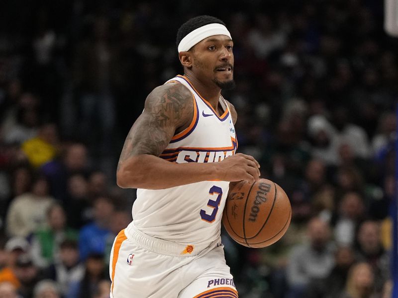 DALLAS, TEXAS - JANUARY 24: Bradley Beal #3 of the Phoenix Suns brings the ball up court during the first half against the Dallas Mavericks at American Airlines Center on January 24, 2024 in Dallas, Texas. NOTE TO USER: User expressly acknowledges and agrees that, by downloading and or using this photograph, User is consenting to the terms and conditions of the Getty Images License Agreement. (Photo by Sam Hodde/Getty Images)