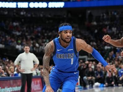 DALLAS, TX - DECEMBER 2: Jaden Hardy #1 of the Dallas Mavericks goes to the basket during the game  on December 2, 2023 at the American Airlines Center in Dallas, Texas. NOTE TO USER: User expressly acknowledges and agrees that, by downloading and or using this photograph, User is consenting to the terms and conditions of the Getty Images License Agreement. Mandatory Copyright Notice: Copyright 2023 NBAE (Photo by Glenn James/NBAE via Getty Images)