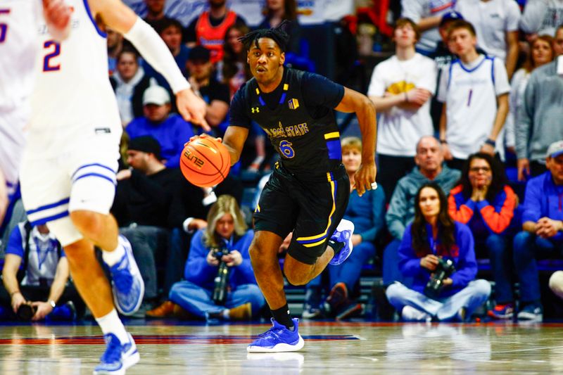 Feb 20, 2024; Boise, Idaho, USA; San Jose State Spartans guard Latrell Davis (6) during the first half against the Boise State Broncos at  ExtraMile Arena. Mandatory Credit: Brian Losness-USA TODAY Sports