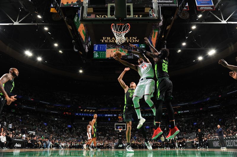 BOSTON, MA - NOVEMBER 25:  Terance Mann #14 of the LA Clippers drives to the basket during the game against the Boston Celtics on November 25, 2024 at TD Garden in Boston, Massachusetts. NOTE TO USER: User expressly acknowledges and agrees that, by downloading and/or using this Photograph, user is consenting to the terms and conditions of the Getty Images License Agreement. Mandatory Copyright Notice: Copyright 2024 NBAE (Photo by Brian Babineau/NBAE via Getty Images)