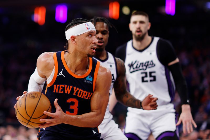 NEW YORK, NEW YORK - APRIL 04: Josh Hart #3 of the New York Knicks dribbles during the first half against the Sacramento Kings at Madison Square Garden on April 04, 2024 in New York City. NOTE TO USER: User expressly acknowledges and agrees that, by downloading and/or using this Photograph, user is consenting to the terms and conditions of the Getty Images License Agreement. (Photo by Sarah Stier/Getty Images)