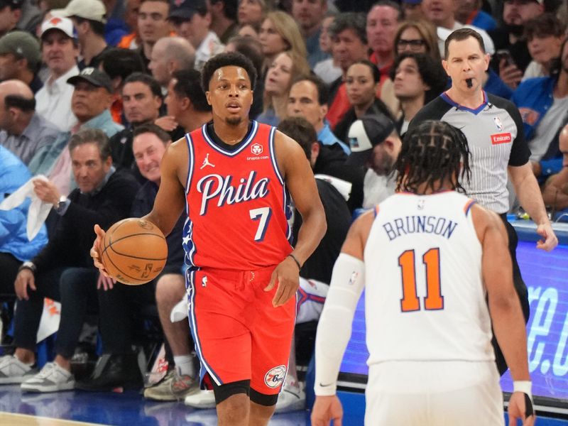 NEW YORK, NY - APRIL 20: Kyle Lowry #7 of the Philadelphia 76ers dribbles the ball during the game against the New York Knicks during Round 1 Game 1 of the 2024 NBA Playoffs on April 20, 2024 at Madison Square Garden in New York City, New York.  NOTE TO USER: User expressly acknowledges and agrees that, by downloading and or using this photograph, User is consenting to the terms and conditions of the Getty Images License Agreement. Mandatory Copyright Notice: Copyright 2024 NBAE  (Photo Jesse D. Garrabrant/NBAE via Getty Images)