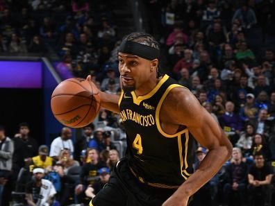 SAN FRANCISCO, CA - NOVEMBER 14: Moses Moody #4 of the Golden State Warriors drives to the basket during the game against the Minnesota Timberwolves during the In-Season Tournament on November 14, 2023 at Chase Center in San Francisco, California. NOTE TO USER: User expressly acknowledges and agrees that, by downloading and or using this photograph, user is consenting to the terms and conditions of Getty Images License Agreement. Mandatory Copyright Notice: Copyright 2023 NBAE (Photo by Noah Graham/NBAE via Getty Images)