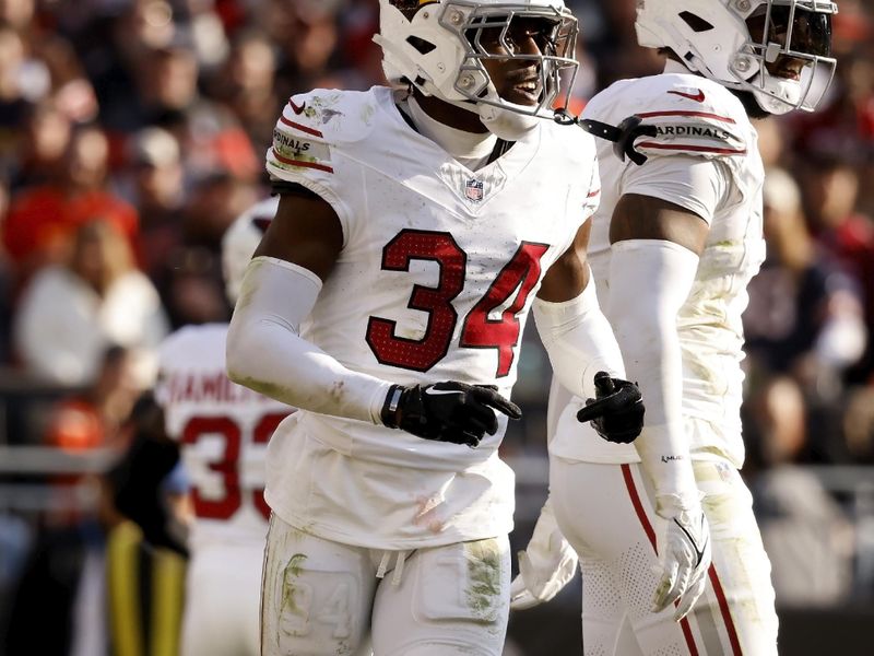 Arizona Cardinals safety Jalen Thompson (34) lines up for a play during an NFL football game against the Cleveland Browns, Sunday, Nov. 5, 2023, in Cleveland. (AP Photo/Kirk Irwin)