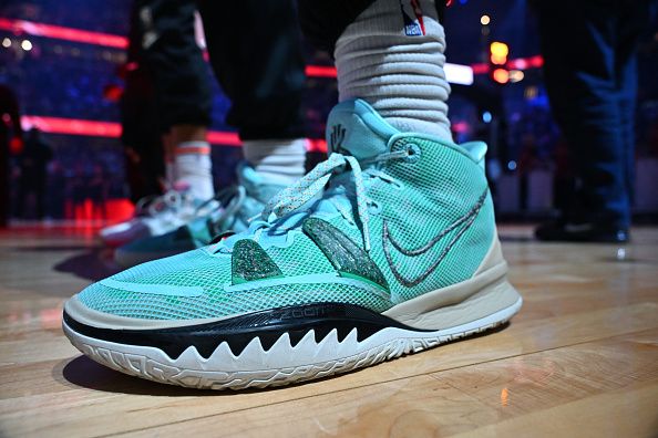 CLEVELAND, OHIO - DECEMBER 20: The shoes of Collin Sexton #2 of the Utah Jazz prior to the game against the Cleveland Cavaliers at Rocket Mortgage Fieldhouse on December 20, 2023 in Cleveland, Ohio. NOTE TO USER: User expressly acknowledges and agrees that, by downloading and or using this photograph, User is consenting to the terms and conditions of the Getty Images License Agreement. (Photo by Jason Miller/Getty Images)