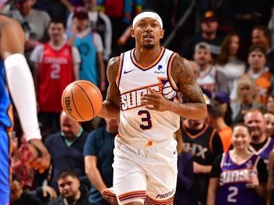 PHOENIX, AZ - NOVEMBER 12: Bradley Beal #3 of the Phoenix Suns dribbles the ball during the game against the Oklahoma City Thunder on November 12, 2023 at Footprint Center in Phoenix, Arizona. NOTE TO USER: User expressly acknowledges and agrees that, by downloading and or using this photograph, user is consenting to the terms and conditions of the Getty Images License Agreement. Mandatory Copyright Notice: Copyright 2023 NBAE (Photo by Barry Gossage/NBAE via Getty Images)