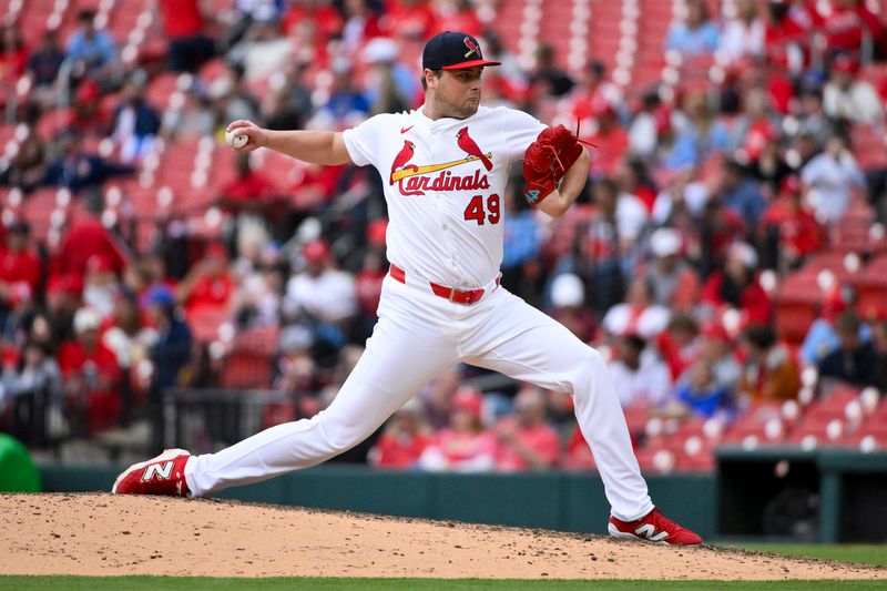 Apr 27, 2025; St. Louis, Missouri, USA;  St. Louis Cardinals relief pitcher Matt Svanson (49) pitches against the Milwaukee Brewers during the eighth inning at Busch Stadium. Mandatory Credit: Jeff Curry-Imagn Images