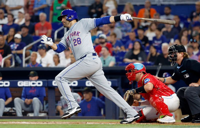 Mets Outslug Marlins in Extra Innings Marathon at loanDepot park