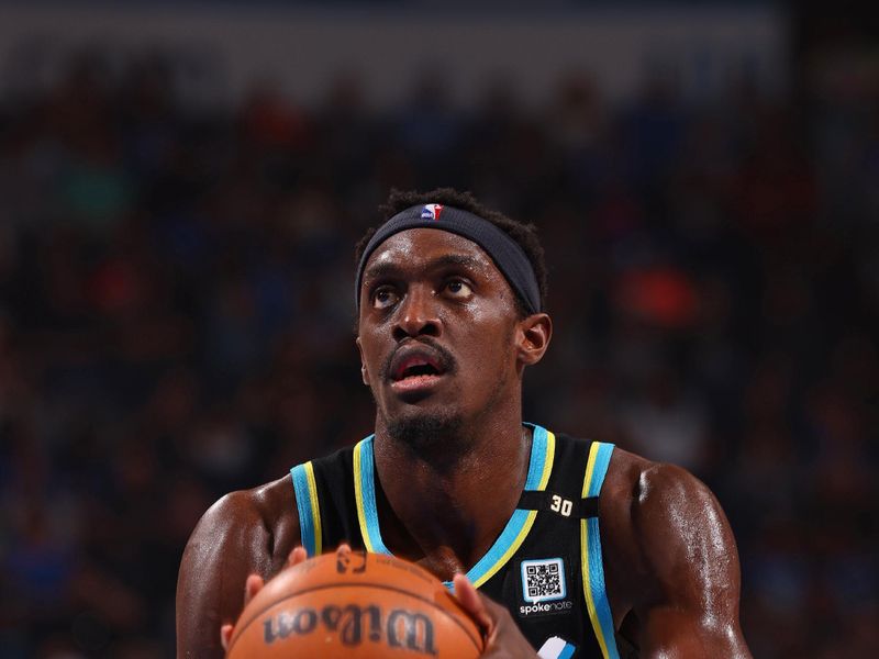 OKLAHOMA CITY, OK - MARCH 12: Pascal Siakam #43 of the Indiana Pacers prepares to shoot a free throw during the game against the Oklahoma City Thunder on March 12, 2024 at Paycom Arena in Oklahoma City, Oklahoma. NOTE TO USER: User expressly acknowledges and agrees that, by downloading and or using this photograph, User is consenting to the terms and conditions of the Getty Images License Agreement. Mandatory Copyright Notice: Copyright 2024 NBAE (Photo by Zach Beeker/NBAE via Getty Images)