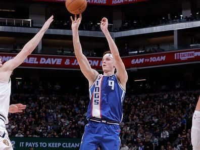 SACRAMENTO, CA - DECEMBER 2: Kevin Huerter #9 of the Sacramento Kings shoots the ball during the game against the Denver Nuggets on December 2, 2023 at Golden 1 Center in Sacramento, California. NOTE TO USER: User expressly acknowledges and agrees that, by downloading and or using this Photograph, user is consenting to the terms and conditions of the Getty Images License Agreement. Mandatory Copyright Notice: Copyright 2023 NBAE (Photo by Rocky Widner/NBAE via Getty Images)