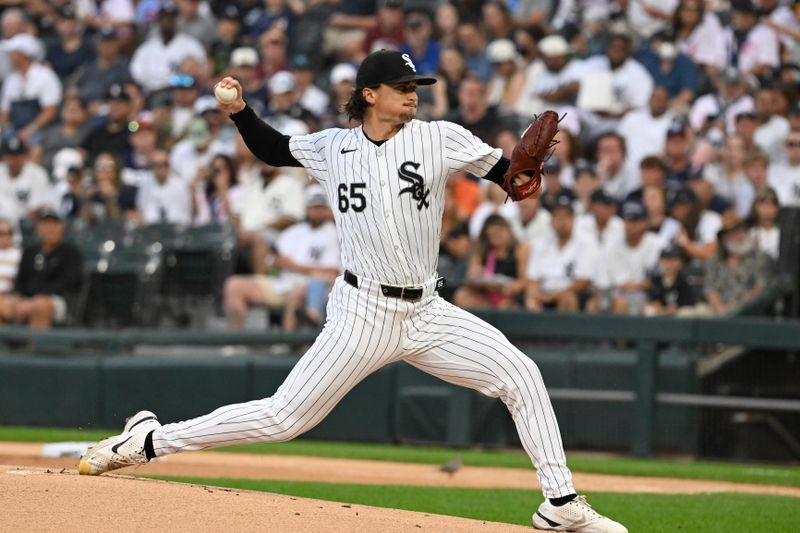 Aug 14, 2024; Chicago, Illinois, USA;  Chicago White Sox pitcher Davis Martin (65) delivers during the first inning against the New York Yankees at Guaranteed Rate Field. Mandatory Credit: Matt Marton-USA TODAY Sports