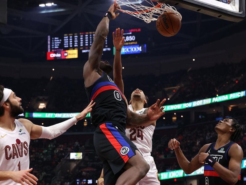 CLEVELAND, OH - JANUARY 27: Jalen Duren #0 of the Detroit Pistons dunks the ball during the game against the Cleveland Cavaliers on January 27, 2025 at Rocket Mortgage FieldHouse in Cleveland, Ohio. NOTE TO USER: User expressly acknowledges and agrees that, by downloading and/or using this Photograph, user is consenting to the terms and conditions of the Getty Images License Agreement. Mandatory Copyright Notice: Copyright 2025 NBAE (Photo by  Lauren Leigh Bacho/NBAE via Getty Images)