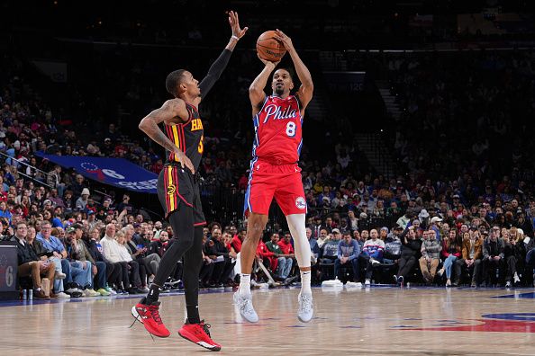 PHILADELPHIA, PA - DECEMBER 8: De'Anthony Melton #8 of the Philadelphia 76ers shoots the ball during the game against the Atlanta Hawks on December 8, 2023 at the Wells Fargo Center in Philadelphia, Pennsylvania NOTE TO USER: User expressly acknowledges and agrees that, by downloading and/or using this Photograph, user is consenting to the terms and conditions of the Getty Images License Agreement. Mandatory Copyright Notice: Copyright 2023 NBAE (Photo by Jesse D. Garrabrant/NBAE via Getty Images)