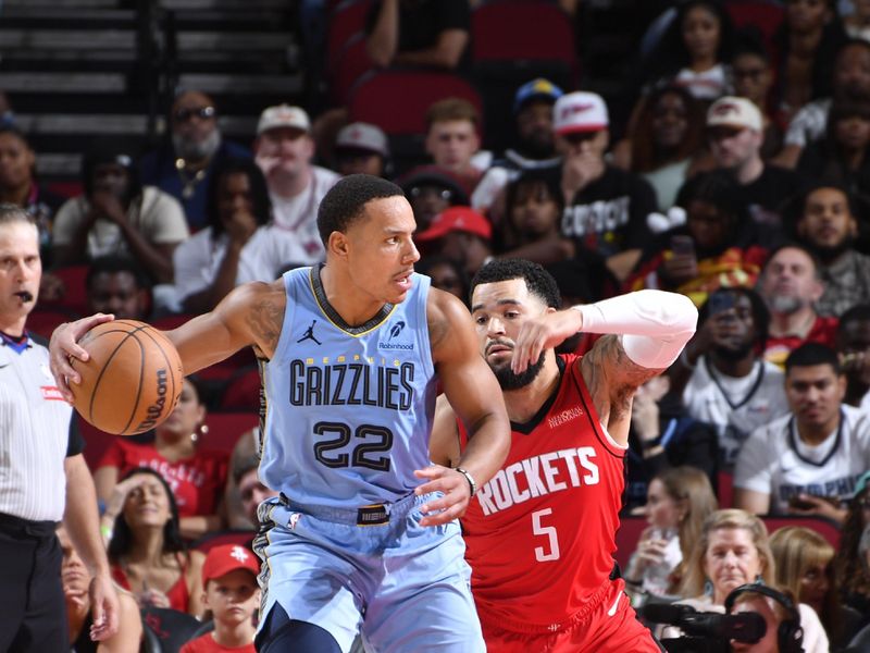 HOUSTON, TX - OCTOBER 25: Desmond Bane #22 of the Memphis Grizzlies dribbles the ball during the game against the Houston Rockets on October 25, 2024 at the Toyota Center in Houston, Texas. NOTE TO USER: User expressly acknowledges and agrees that, by downloading and or using this photograph, User is consenting to the terms and conditions of the Getty Images License Agreement. Mandatory Copyright Notice: Copyright 2024 NBAE (Photo by Logan Riely/NBAE via Getty Images)